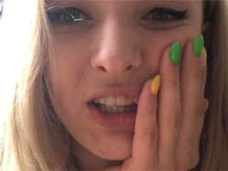 su4kapo4em4ka Hothead teen cam doll plays with clit on getting fucked on live cam