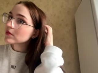 lisashyyy Even this sweet teen couple knows how to fuck to death. on live cam