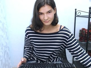 drscarlett Pretty girlie gets fucked in doggy style and gives a head. on live cam